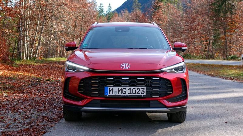 Der MG ZS steht an der Spitze der Neuzulassungen chinesischer Hersteller in Europa.(Bild:  Rosenow – VCG)