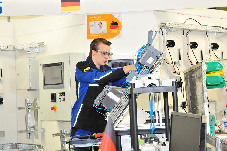 Außerdem im Team Germany waren: der Anlagenelektroniker Tobias Langer, ... (Foto: Schmidt)