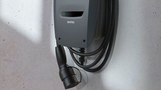 Die Wallbox ist mit einer Vielzahl an Elektro- und Hybridmodellen kompatibel. (Bild: Kostal)