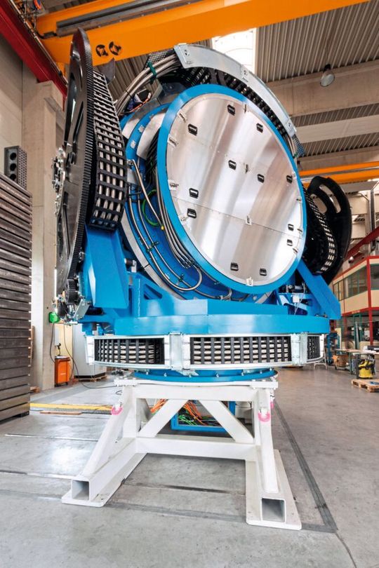 Um das Risiko einer Kollision mit Weltraumschrott zu verhindern, liefert das mobile Radarsystem Gestra die entsprechenden Daten.(Bild:  Andrea Höglinger-Mager)