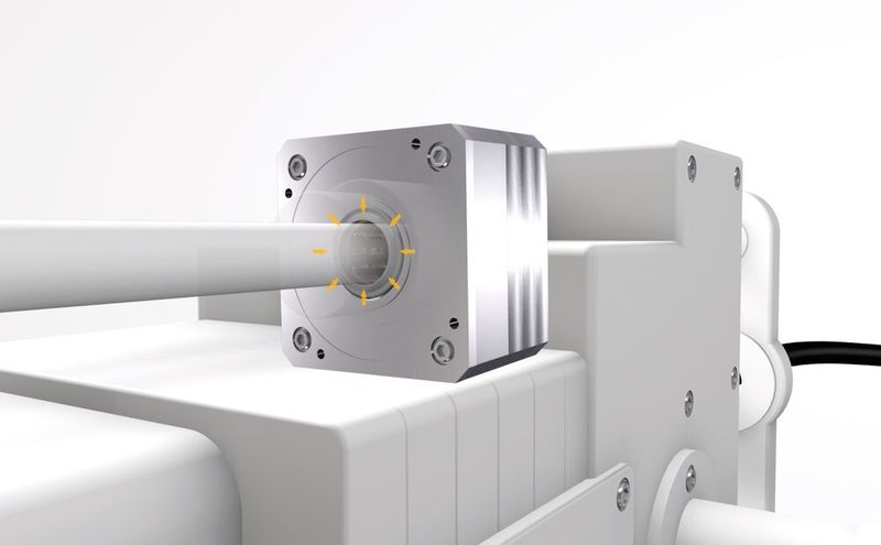Für die sichere Fixierung von Stangen mit Durchmessern zwischen 12 und 40 mm hat Hema die P Clamp entwickelt. (HEMA)