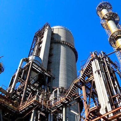 Die Chemieindustrie steht vor der Aufgabe, Klimaneutralität und Wettbewerbsfähigkeit zugleich zu sichern. (Bild: frei lizenziert)