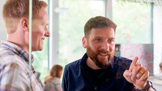 Im Data Lab der Konzern-IT arbeiten Data Scientists und KI-Forscher zusammen. (Volkswagen AG)