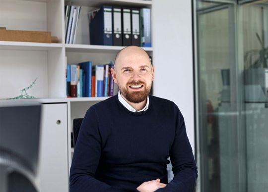 Dr. Robert Göstl, RWTH Aachen Dr. Robert Göstl, RWTH Aachen