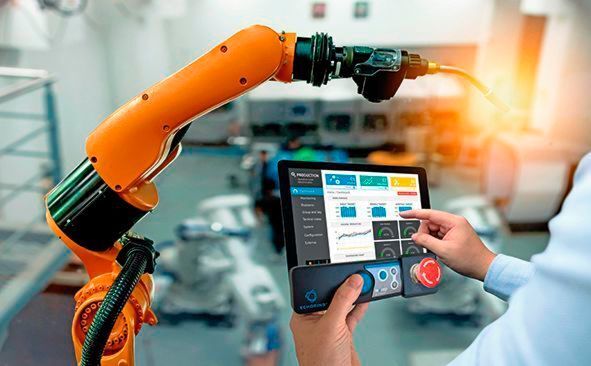 Auf der SPS IPC Drives 2017 zeigt R3 Communications ein in Kooperation mit Schleicher Electronic entwickeltes Echoring Radio Board, das – ähnlich einem WLAN-Modul – für beliebige Systeme genutzt werden kann. In einer ersten Anwendung dient es als Basis für ein Schleicher-Tablet-Dock-HMI, das Consumer Tablets unter Verwendung von Profisafe für Wireless-Safety-Anwendungen fit macht. Die zuverlässige Funkkommunikation erlaubt z.B. Closed-loop-Roboteransteuerungen aus der Edge-Cloud.  R3 Communications auf der SPS IPC Drives 2017: Halle 10.1, Stand 232 (@zapp2photo)