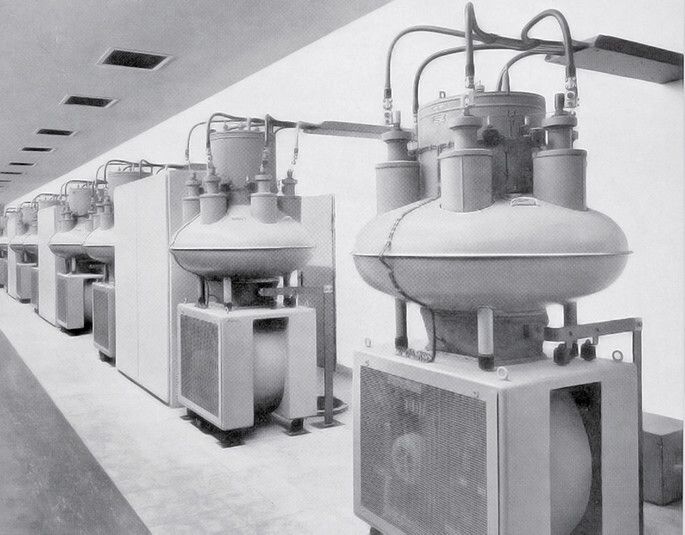 Man schreibt das Jahr 1902. ABB (damals hieß das Unternehmen noch BBC) produziert den ersten Quecksilberdampfstromrichter. (Bild: ABB)