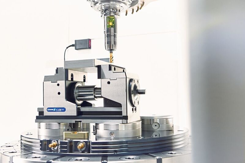 The smart I-Tendo from Schunk enables real-time process monitoring and control directly at the mould. The geometry and performance data of the tool holders remain unchanged even with sensors.  (Schunk)