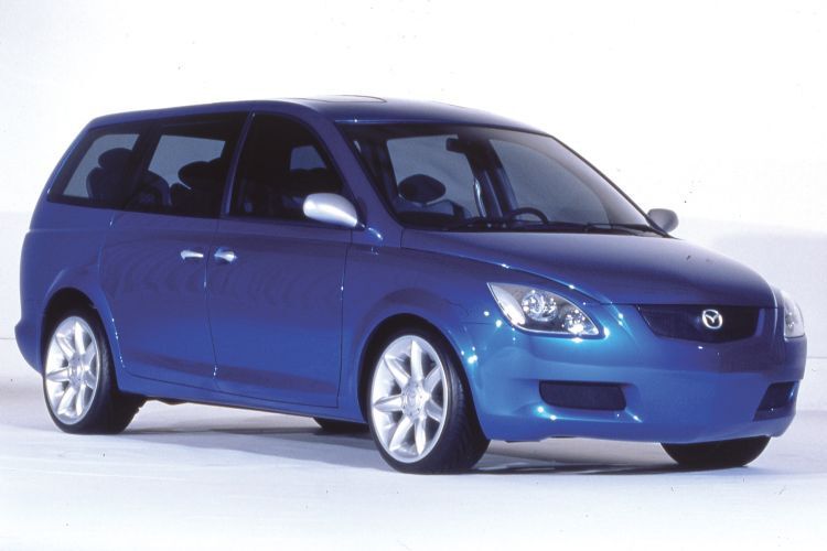 Die Studie MV-X war mit einem intelligenten Karakuri-Sitzfaltsystem ausgestattet. Der trickreiche Mechanismus ermöglichte unzählige Sitzvariationen. (Bild: Mazda)