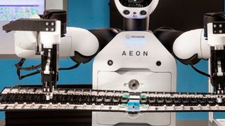 Hexagon, der Schweizer Experte für humanoide Robotersysteme, wie dem Aeon hier, hat ein Know-how, dass nun auch Schaeffler im Rahmen einer Kooperation nutzen will. Lesen Sie hier, um was es dabei genauer geht ... (Bild: Hexagon Robotics)