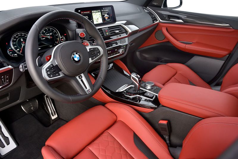 Die Innenausstattungen sind perfekt gearbeitet... (BMW)