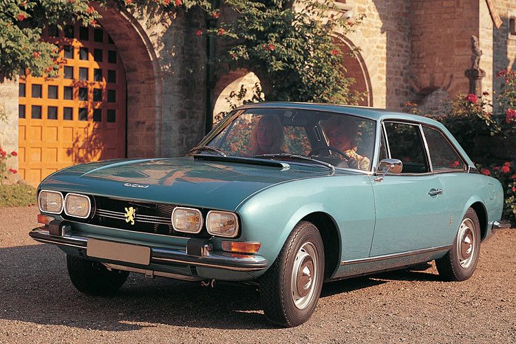Platz 4: Peugeot 504 Coupe ab 1969. Bei diesem Peugeot Coupé konnte Pininfarina einmal mehr seine Träume verwirklichen. Klare Linien in mediterraner Leichtigkeit und ewig währende Eleganz kennzeichnen den bei der italienischen Carrozzeria in Großserie gebauten französischen Zweitürer. Der Peugeot war potentieller Gewinner aller Grand Prix d' Elégance, egal ob auf Automobilsalons oder Pariser Boulevards. (Foto: Peugeot)