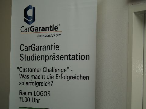 Car Garantie und das Institut für Automobilwirtschaft Geislingen präsentierten auf der Automechanika ihre Studie „Customer Challenge: Was macht die Erfolgreichen so erfolgreich?“ (Archiv: Vogel Business Media)