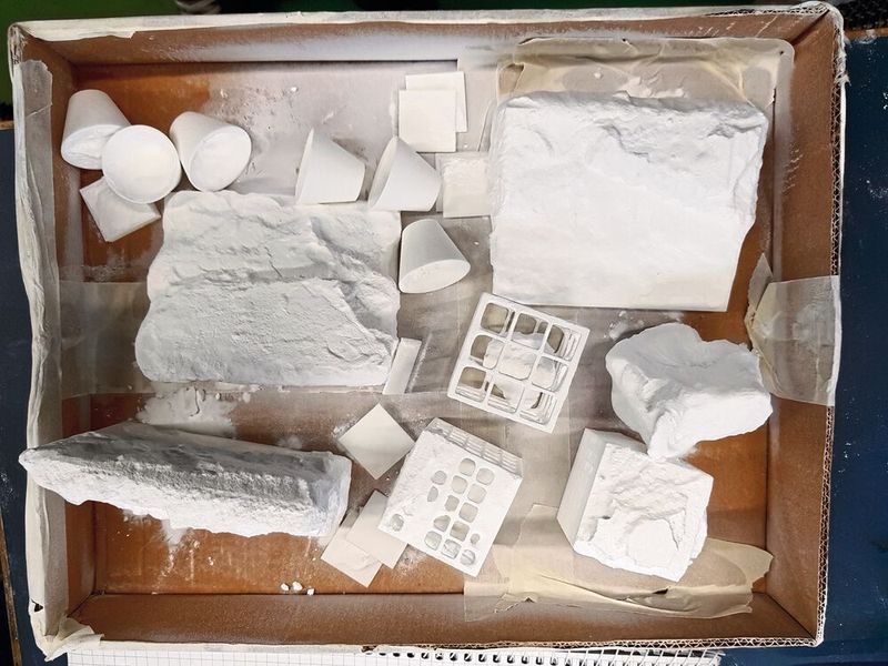 Für den Testlauf haben die Forscher um Prof. Nebeling ein Bauvolumen mit unterschieldichen Geometrien und Nestingmöglichkeiten gefüllt. (Hochschule Reutlingen)