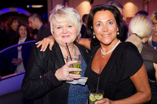 Gesa Gronewold (Autohaus Gronewold) und Katja Degenhart (VBM)