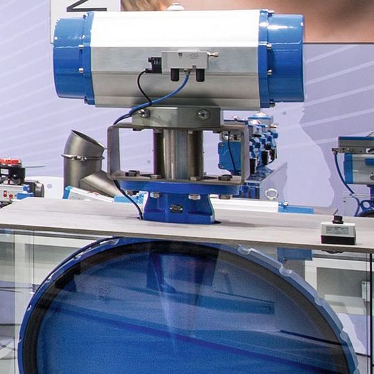 Actubar – große pneumatische Schwenkantriebe mit variablen technischen Eigenschaften(Bild:  Bar/Schwalenberg-Fotografie)