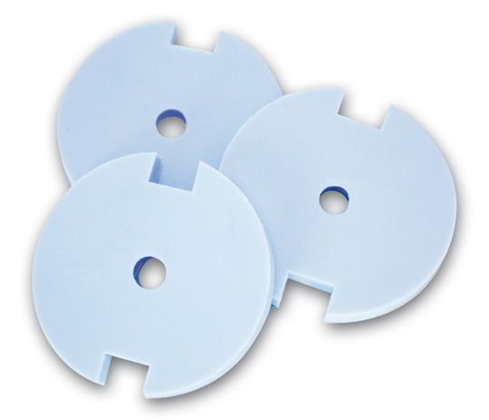 Eine Möglichkeit für eine effektive Wärmeübertragung in Batteriemodulen sind anwendungsspezifisch gestanzte Interface-Materialien. (Bild:  Dr. Dietrich Müller GmbH)