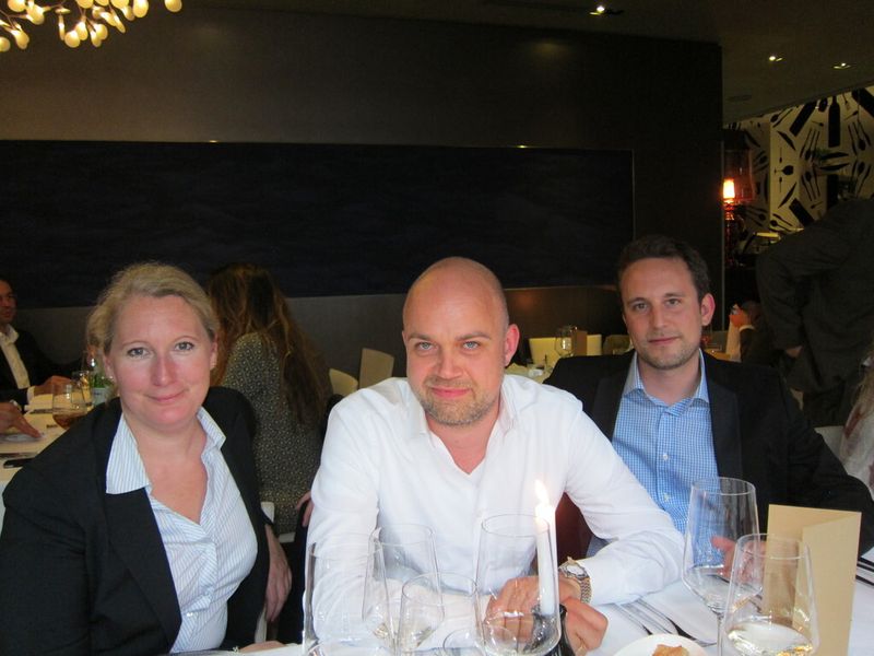 Christina Czernich (Ingram Micro) mit Michael Bublitz und Sascha Donath (beide Tech Data). (Besa Agaj)