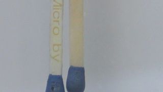 Auch das erwartet die Besucher der LASYS 2104: Ultrakurzpulslaser von Trumpf sind so schnell und materialschonend, dass selbst die Beschriftung und das Durchbohren eines Streichholzkopfes gelingt, ohne dass dieser in Flammen aufgeht. (Bild: Königsreuther)