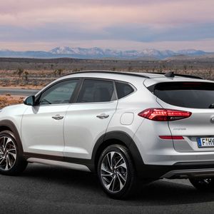 (Hyundai)