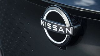  (Nissan)