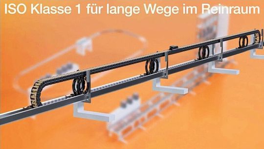 Partikelfrei auf bis zu 30 Metern: Die neue C6 Energiekette mit eSpin-Führungsrädern erreicht die ISO-Klasse 1 und ist ideal für lange Wafer-Transportwege in der Halbleiterfertigung.(Bild:  Igus SE & Co. KG)