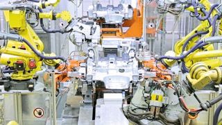 Die Roboter von Fanuc kommen unter anderem in der Automobilindustrie zum Einsatz. (Fanuc)