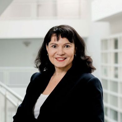 Beatrix Keim ist Direktorin am CAR Center Automotive Research. (Bild: Center Automotive Research)