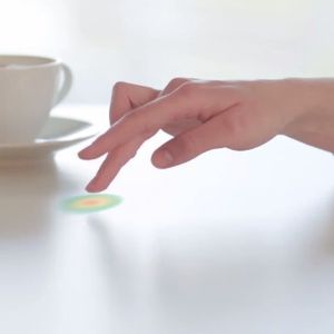 Thermal Touch erkennt Körperwärme, die vom Finger auf eine Oberfläche übertragen wird.