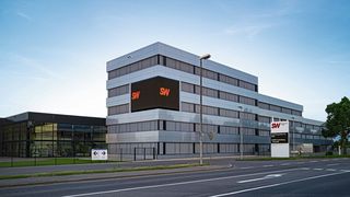Die Schwäbische Werkzeugmaschinen GmbH (SW) mit Sitz in Waldmössingen (Bild) ist ein international führender Hersteller von smarten Fertigungslösungen. Im April 2025 wurde eine neue Niederlassung im indischen Pune gegründet. (Bild: SW)