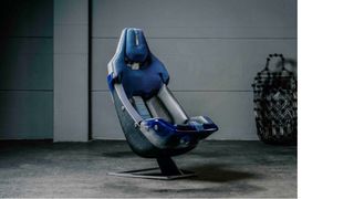 Die Struktur des »BMW M Visionary Material Seats« ist ultra-leicht, additiv und abfallfrei gewickelt dank des Ein-satzes der Prozesstechnologie »xFK in 3D«. (Bild: AMC Automotive Management Consulting GmbH  )