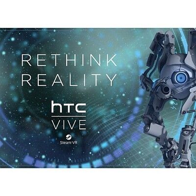 HTC Vive: HTC Vive. Vive ist eine Virtual Reality-Brille, welche die virtuelle Realität (VR) einen großen Schritt näher an den Massenmarkt heranführt. Das Vive-Headset wurde gemeinsam mit Valve entwickelt, dem Entwickler wegweisender Spiele wie Portal und Half-Life.HTC gehört zur Weltspitze der Unterhaltungselektronik und Valve ist als Architekt virtueller Welten Vorreiter der Branche. Vive kombiniert dabei das Steam VR-Tracking und die Eingabetechnologien von Valve mit dem weltberühmten Design und dem technischen Knowhow von HTC. Viele Spiele, die sich dieser Technologie bedienen, werden in Kürze über Steam angeboten.Die HTC Vive Developer Edition ist über www.htcvr.com bereits erhältlich, die Edition für Endkunden soll bis Ende 2015 verfügbar sein. (Bild: HTC/IFA)