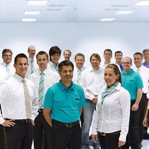 Die Sicherheitsexperten von Phoenix Contact unterstützen die Anwender über den kompletten Lebenszyklus ihrer Applikation.