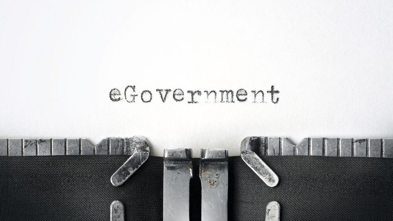 Geht die Verwaltungsdigitalisierung voran? Die Bundesländer geben einen Einblick in ihre eGovernment-Projekte und -Pläne.(©  Zerophoto – stock.adobe.com)