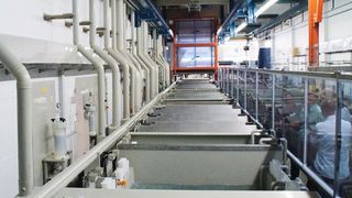 Diese neue Anlage zur chemischen Vernickelung hat AHC Oberflächentechnik im Werk München in Betrieb genommen. (Bild: AHC Oberflächentechnik)