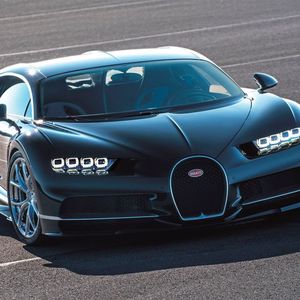 (Bugatti)