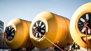 430 Tonnen dieser Glaskugeln, auch Glass Bubbles genannt, werden als Füllmaterial in riesigen Bojen der Firma Trelleborg genutzt. (Bild: 3M)