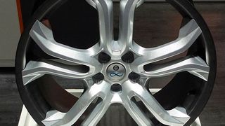 Leichter als Alu, nicht so teuer wie Voll-CFK: das Hybridrad von Thyssen-Krupp und Maxion. (Foto: Rosenow)