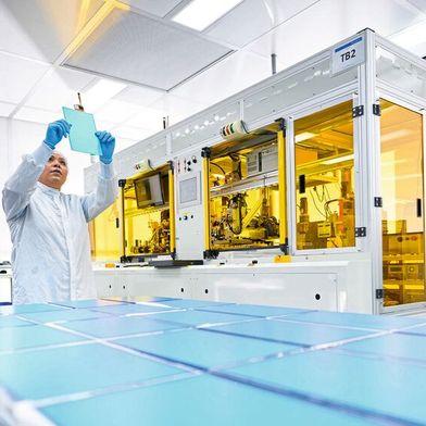 Data Modul hat sein EMS-Portfolio um umfassende Systemintegration erweitert. Damit hebt man sich vom klassischen Bestückung von Leiterplatten ab.  (Bild: Data Modul)