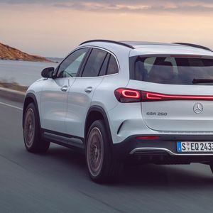 (Daimler)