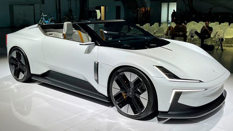 Der „Sechser“ wird ein zweisitziger, sportlicher Roadster mit einem elektrisch ausfahrenden, festen Dach.  (Bild: SP-X/Peter Maahn)