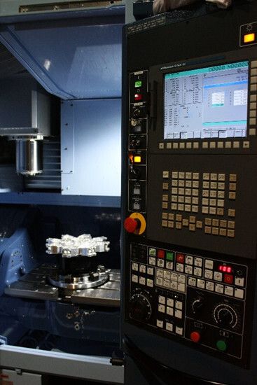 Auf der EMO 2015: das beliebte 5-Achsen-Vertikal-Bearbeitungszentrum MX-520. (Bild: Matsuura)