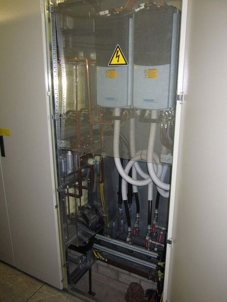 Die wassergekühlte Lösung auf Basis des VACON NXP Frequenzumrichter ermöglicht neben der hohen Leistungsfähigkeit vor allem auch deutliche Energieeinsparpotentiale.  (Bild: Vacon)