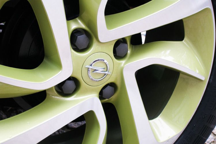 „Boomerang“ – in der sportlichen Ausstattungslinie „Slam“ (Grundpreis/70 PS: 14.290 Euro) ohne Aufpreis. (Foto: Rehberg)