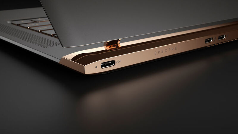 In der kupferfarbenen Rückseite des 1,1 kg leichten Notebooks sitzen drei USB-Typ-C-Buchsen. Zwei davon unterstützen Thunderbolt 3. (Bild: HP)