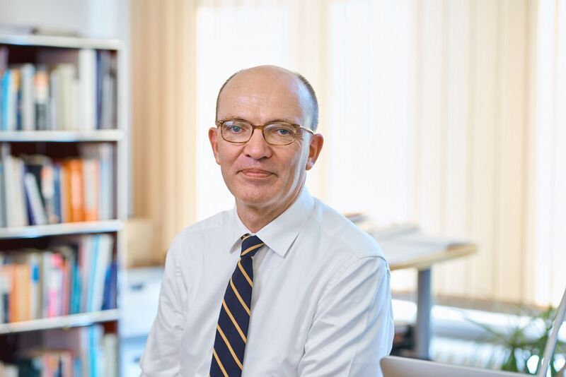Christoph Abeln ist Fachanwalt für Arbeitsrecht. Die Regeln des Homeoffice sind aktuell eines der Top-Themen in der Branche.