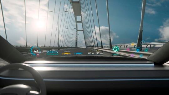 Zeiss has announced that it has founded the "QuadAlliance" with its partners Tesa, Saint-Gobain Sekurit and Hyundai Mobis to ensure that future windscreens transmit important information smartly and without distracting the driver. Read more here ...(Image: Zeiss)