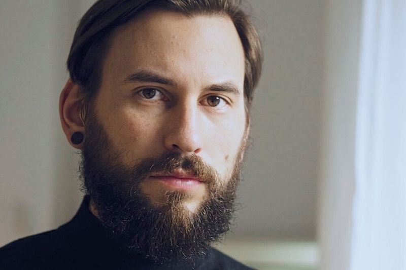 Dr. Malte Rühlemann vom Kieler IKMB fand Hinweise auf einen Zusammenhang von individueller Genetik und der Zusammensetzung des Mikrobioms. (Bild: © Privat)