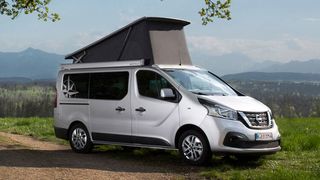 Den bei Westfalia ausgebauten Nissan Michelangelo gibt es bei ausgewählten Nissan-Händlern. (Bild: Nissan)