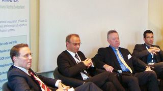 Auf Einladung des AIM trafen sich renommierte Fachleute aus Wissenschaft und Wirtschaft in Zeuthen bei Berlin, um Chancen und Herausforderungen, aber auch reale Anwendungsszenarien des Internets der Dinge zu diskutieren. Bild: AIM (Archiv: Vogel Business Media)