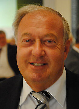 Neu in den Vorstand aufgerückt sind Hans-Werner Norren (Präsident des Kraftfahrzeuggewerbes Rheinland-Pfalz) ... (Foto: ZDK)